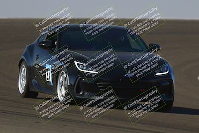 media/Nov-09-2025-Speed Ventures (Sun) [[388b781dcd]]/Orange/Session 3 (Turn 2)/